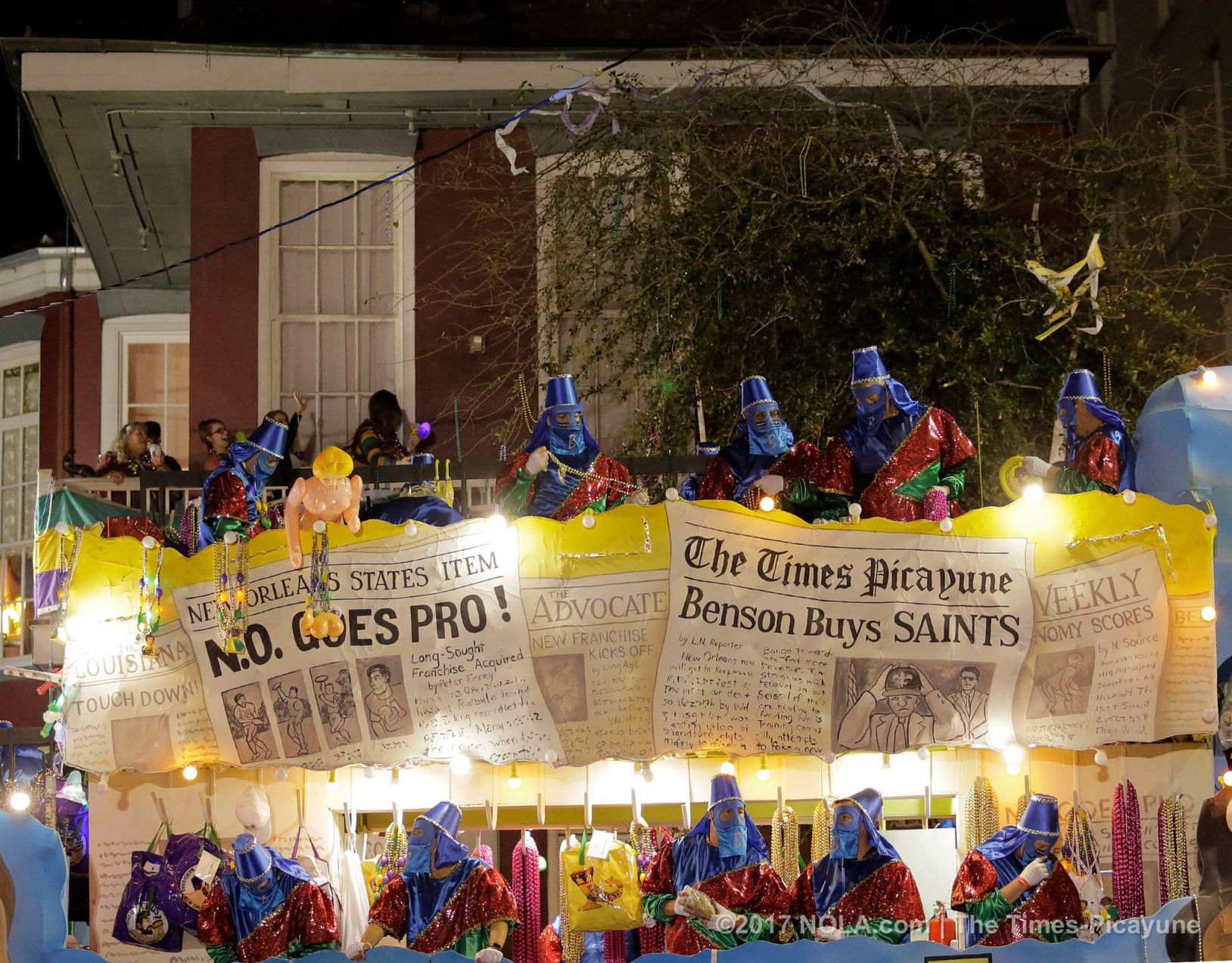 Krewe of Bacchus 2017 rolls in New Orleans: See Mardi Gras parade photos